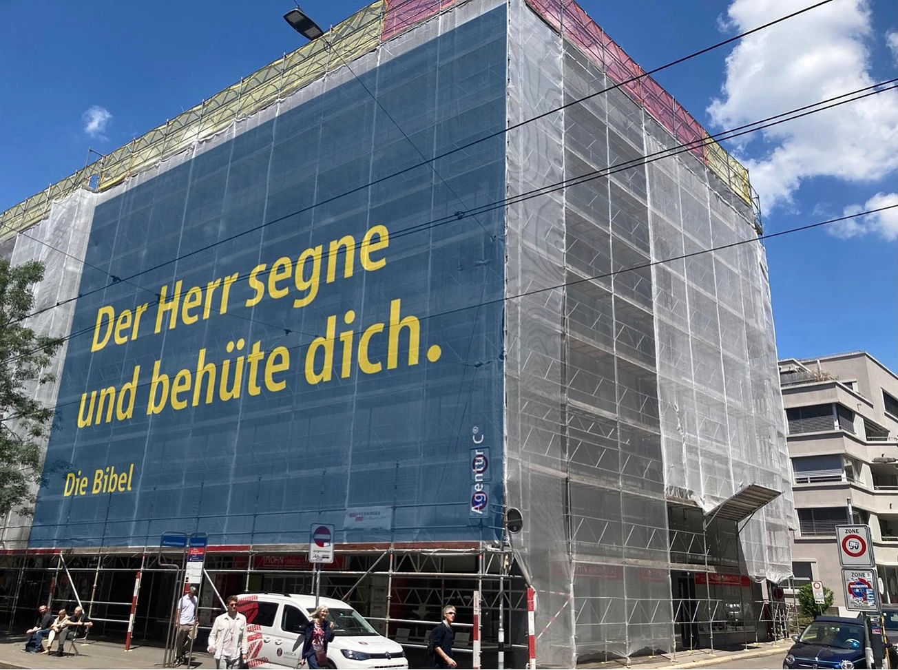 megaposter agentur c